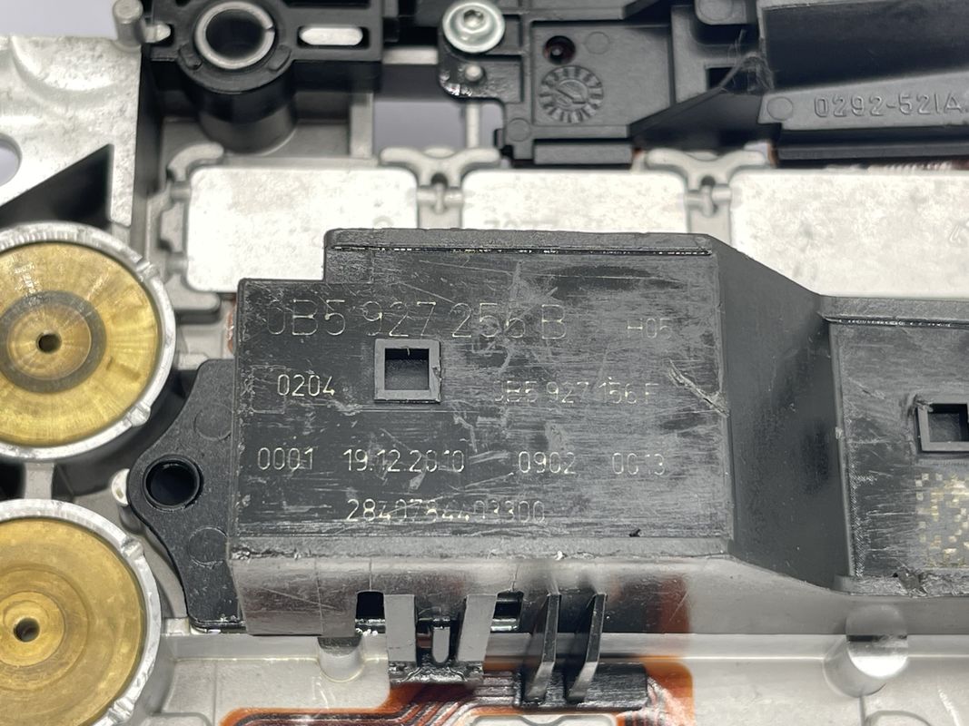 Moduł jednostki sterującej 7-biegowym układem biegów z podwójnym sprzęgłem dla AUDI A4/A5/A6/A7/Q5/RS5/S5/S6/S7