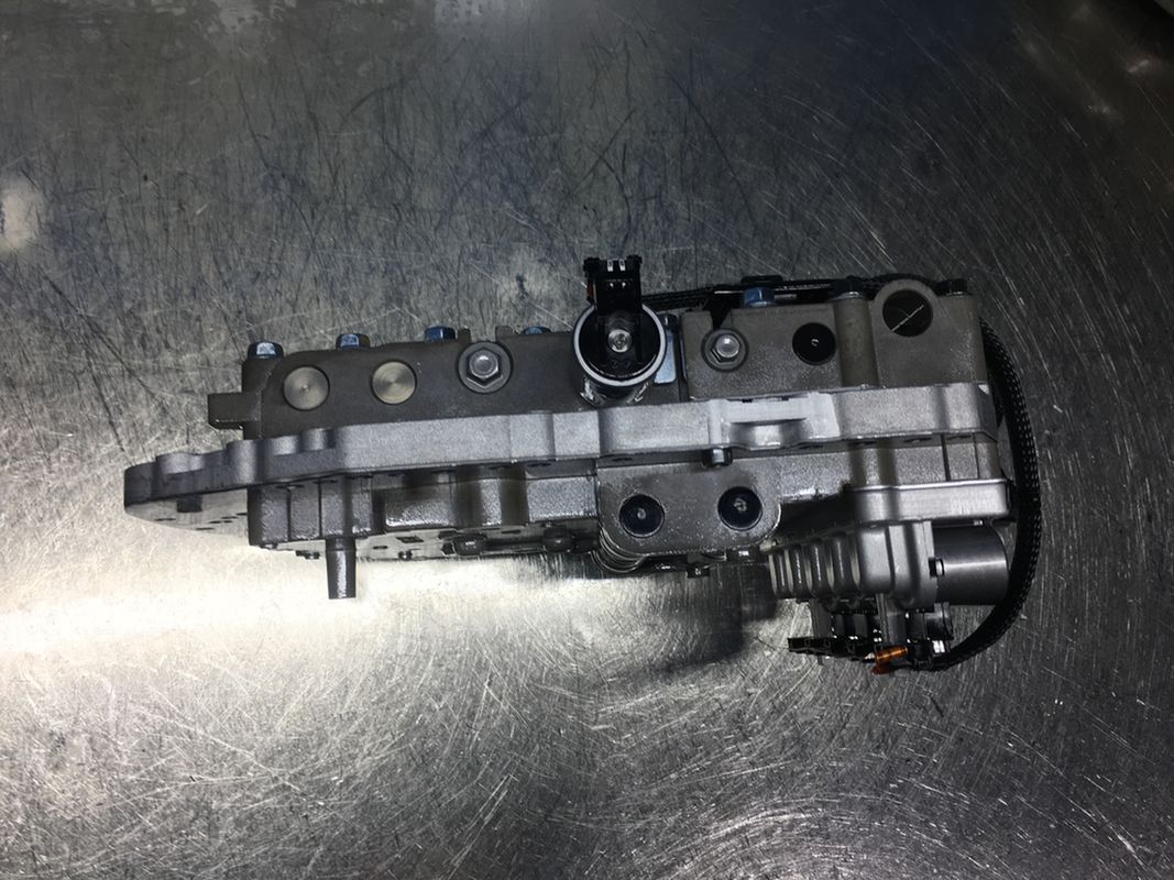 K2500 A4CF1 Korpus zaworu skrzyni biegów OEM NO 4621023000 4621023020 dla części Hyundai Kia