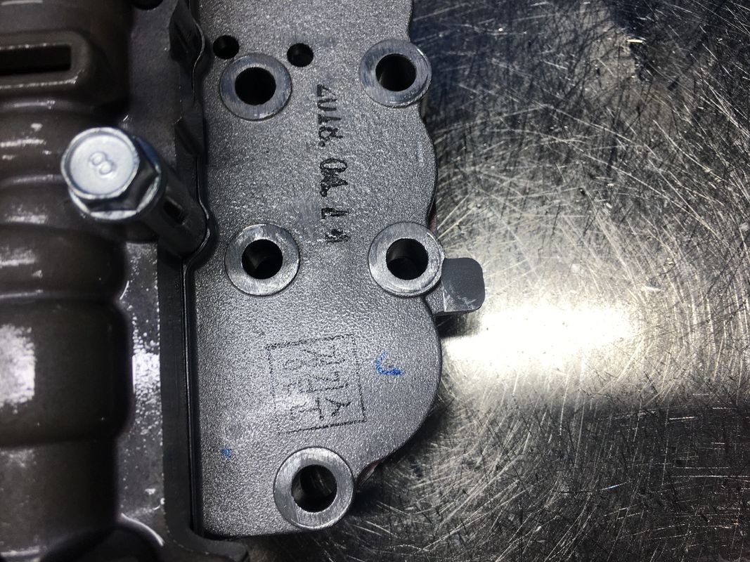 K2500 A4CF1 Korpus zaworu skrzyni biegów OEM NO 4621023000 4621023020 dla części Hyundai Kia