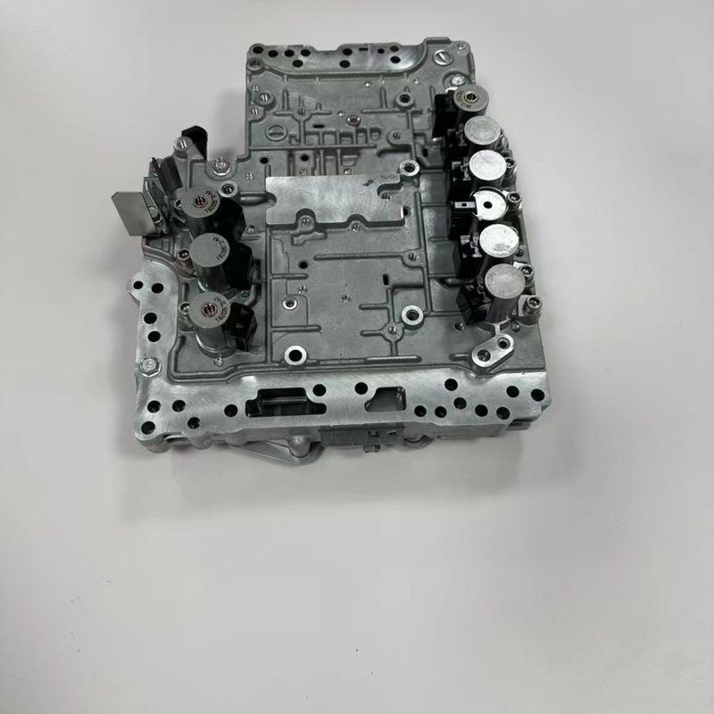 RE7R01A JR710E Korpus zaworu skrzyni biegów dla Nissan i Infiniti 2023 w rozmiarze 35X35X25CM