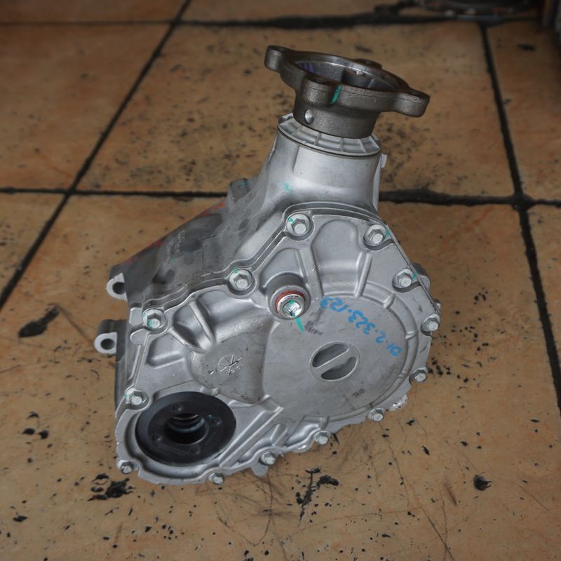 9L8Z7A103D 9L8Z7A103J Składnik przeniesienia różnicy dla Mazdy CX9 6F35 System automatycznego podwozia