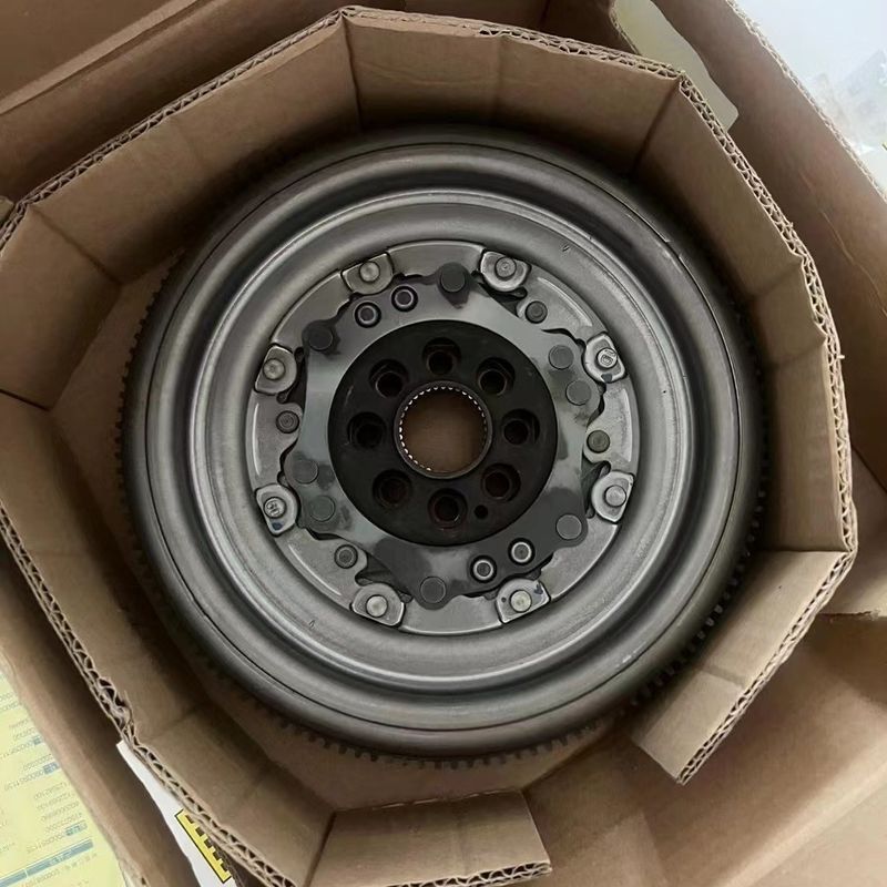 Zestaw sprzęgła dla Audi SEAT SKODA VW DQ250 06J105266D Podwójna masa koła przenośnego numer części 36001826
