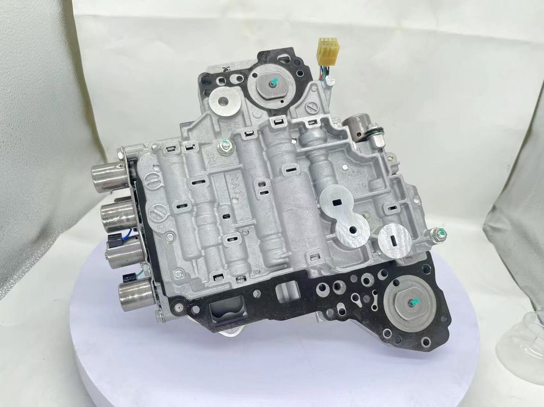 przebudowana automatyczna skrzynia biegów E4F03B Zestaw nadwozia zaworu 31705-3CX00 dla Nissana 2005-2017 Tiida 1.6L