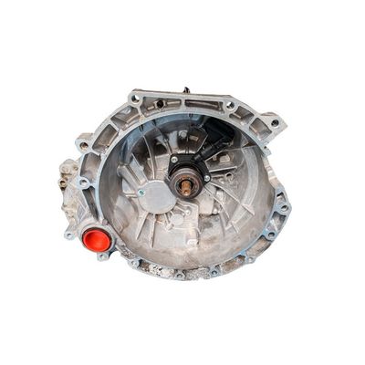 8M5R7002KC Stosowana ręczna skrzynia biegów Ford's B5A 2WD For Focus Transmission Assembly 1.8L